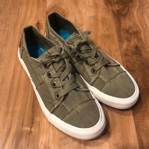 Olive Green Casual shoes